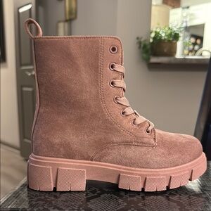 CAPE ROBBIN
SHANDA -
Women – Mauve Size 5